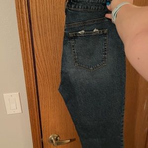 Loft the straight crop high rise jeans in curvy fit.